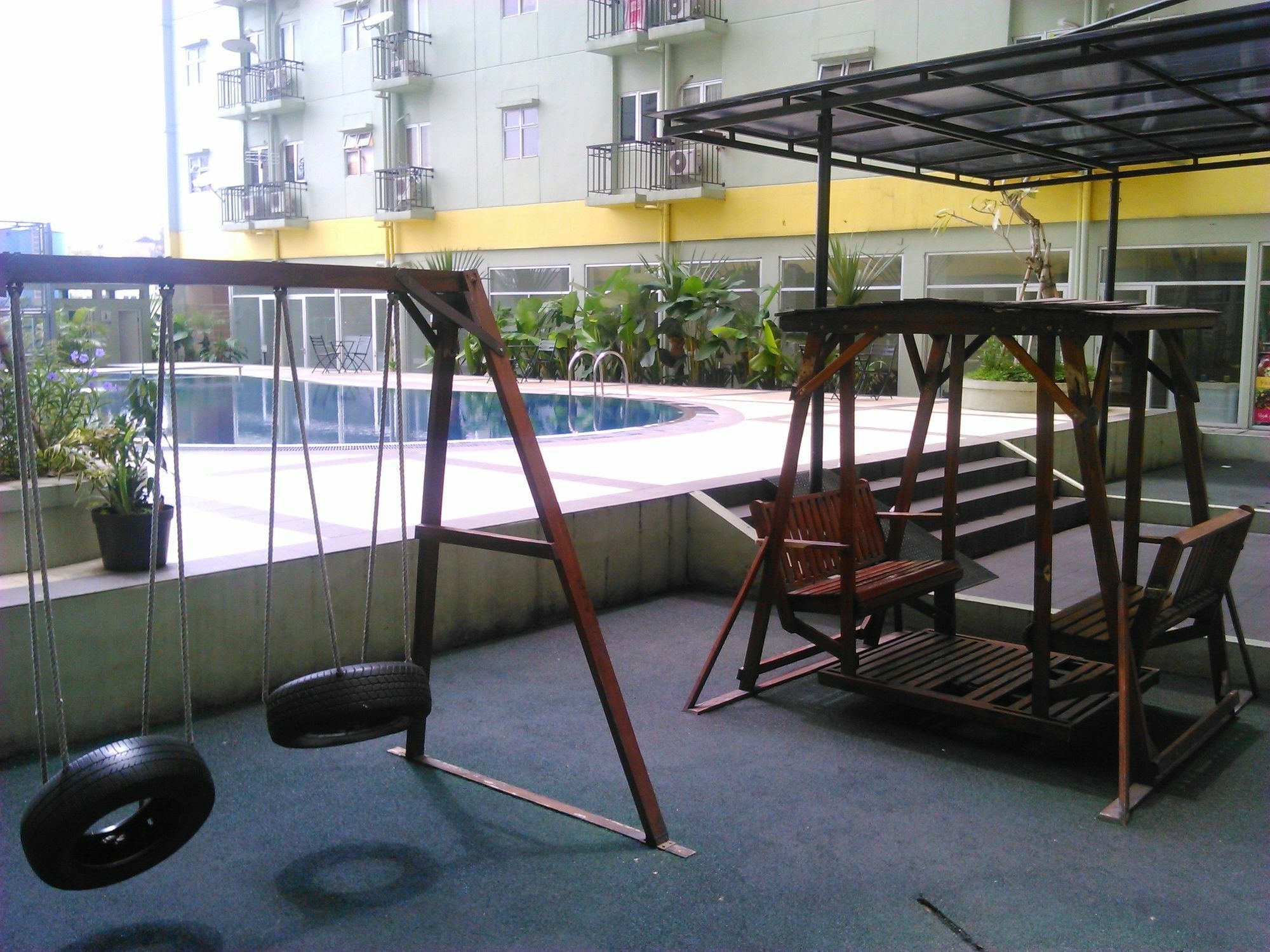 The Suites Metro Apartment - Putri Bandung Kültér fotó