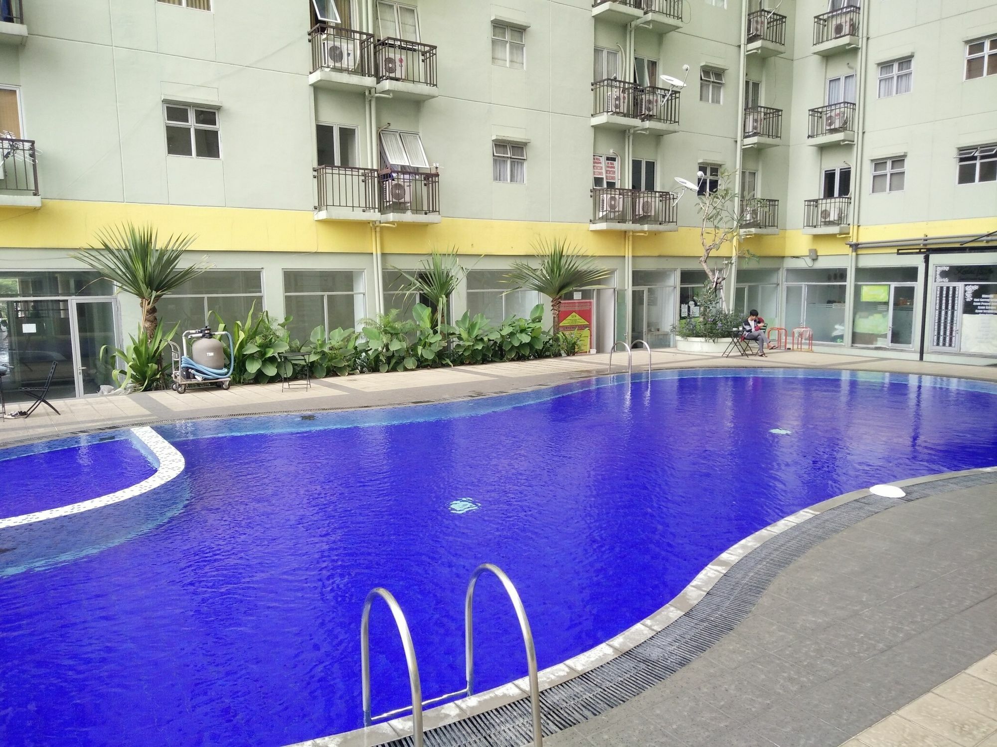 The Suites Metro Apartment - Putri Bandung Kültér fotó